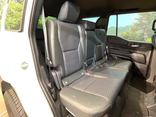 TOYOTA LANDCRUISER 250 2024 Image 31