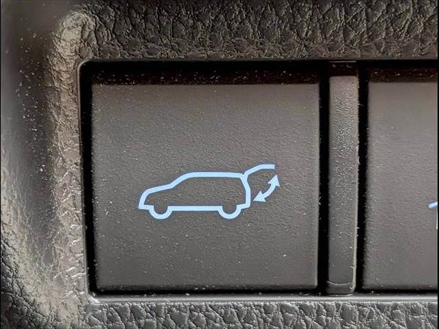 TOYOTA RAV4 HYBRID 4WD 2021 Image 31