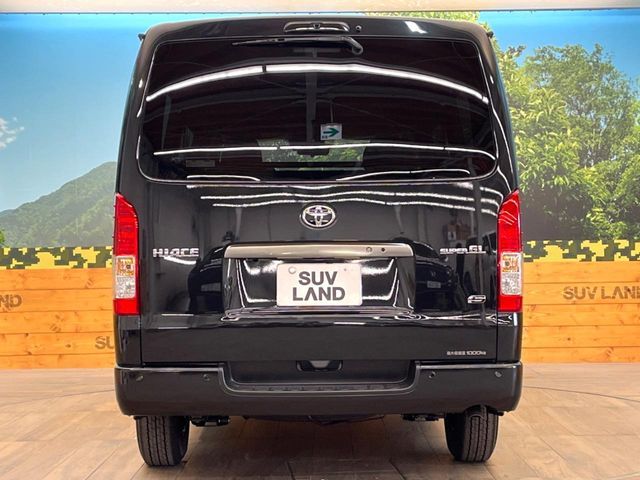 TOYOTA HIACE VAN 2WD 2025 Image 31