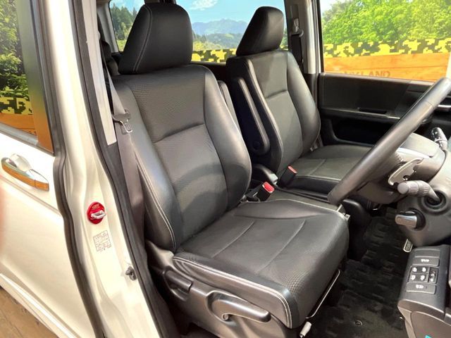 HONDA STEPWAGON SPADA 2012 Image 31