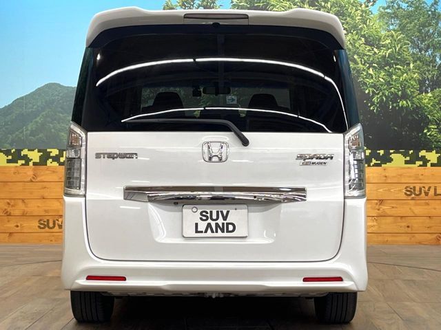 HONDA STEPWAGON SPADA 2012 Image 31