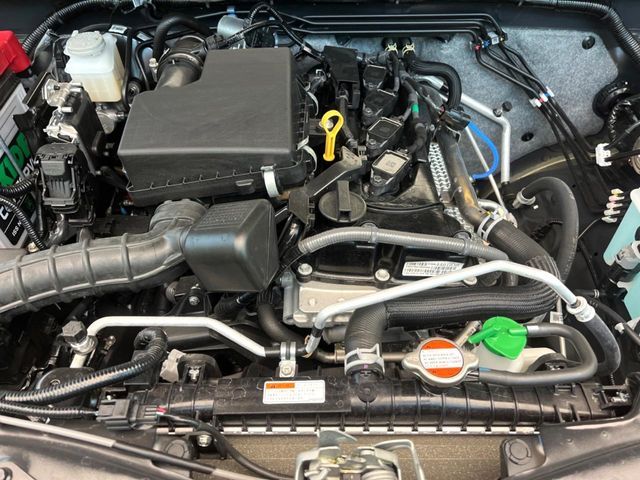 SUZUKI JIMNY NOMADE 2025 Image 31