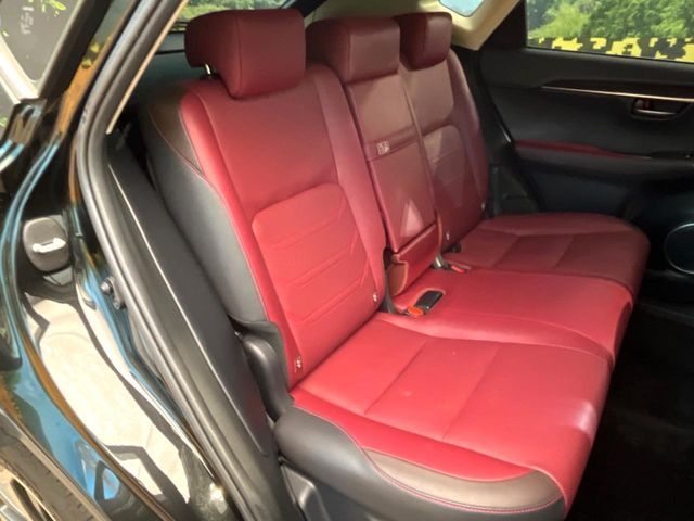 TOYOTA LEXUS NX300H 2018 Image 31