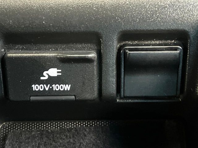NISSAN ELGRAND 2014 Image 31