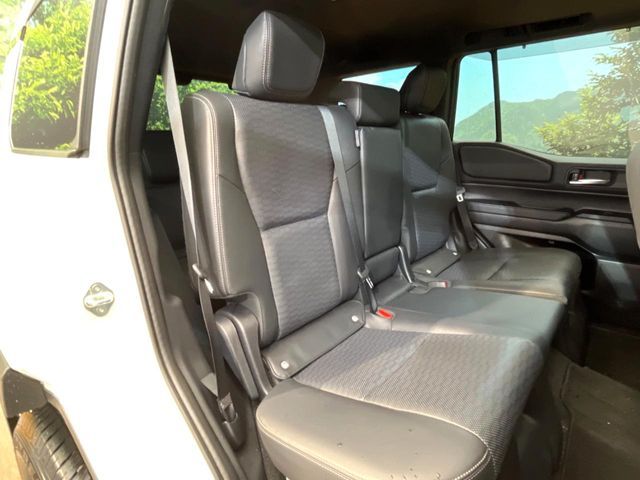 TOYOTA LANDCRUISER 250 2025 Image 31