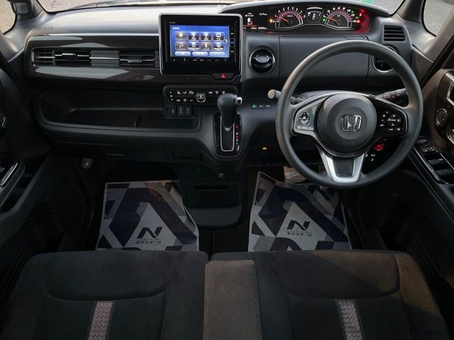 HONDA N BOX CUSTOM 2019 Image 31