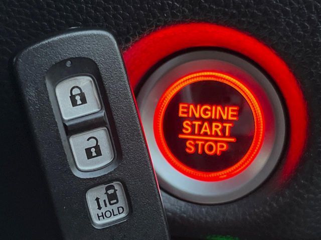 HONDA N BOX CUSTOM 2019 Image 31