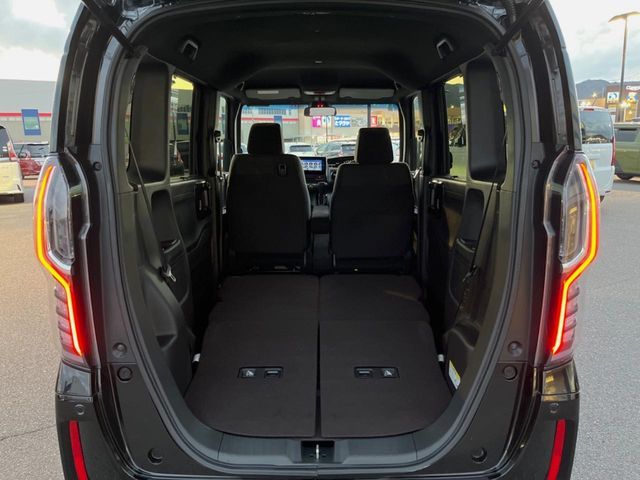 HONDA N BOX CUSTOM 2019 Image 31