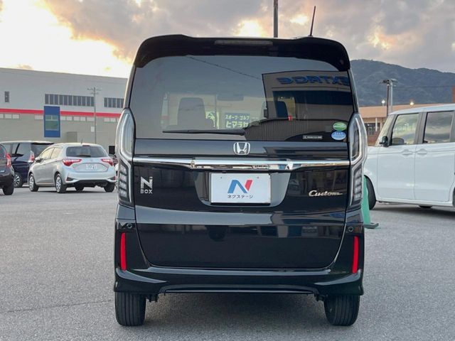 HONDA N BOX CUSTOM 2019 Image 31