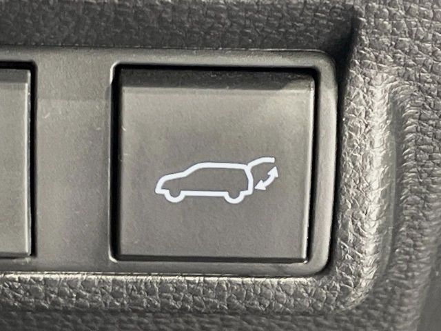 TOYOTA COROLLA CROSS HYBRID 2022 Image 31