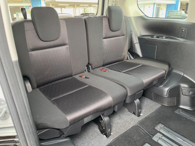 NISSAN SERENA  S-HYBRID 2018 Image 31