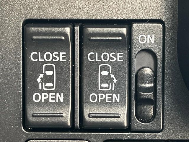 TOYOTA TANK 2018 Image 31