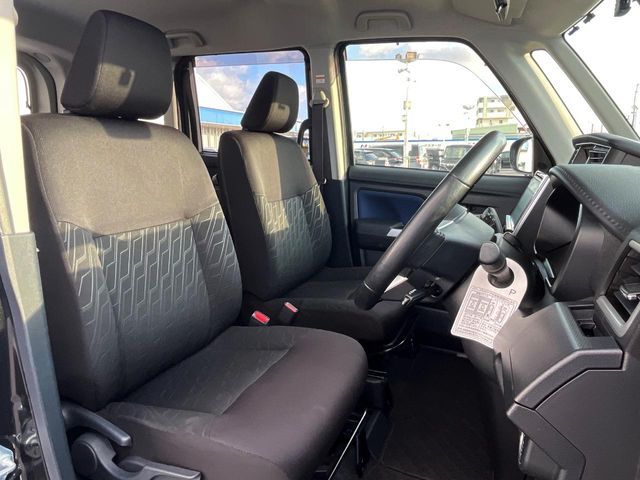 TOYOTA TANK 2018 Image 31