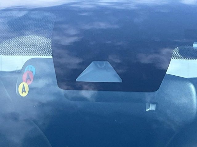 TOYOTA C-HR 2018 Image 31