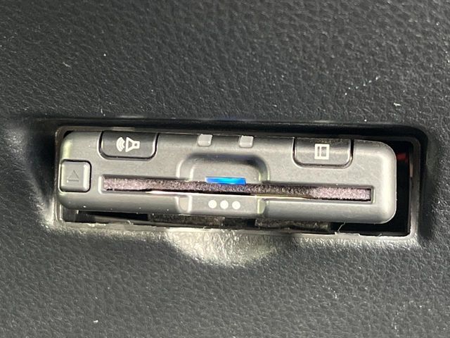 TOYOTA C-HR 2018 Image 31