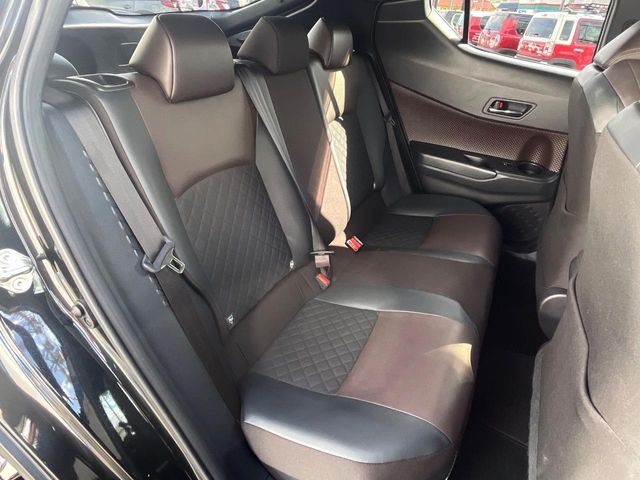 TOYOTA C-HR 2018 Image 31