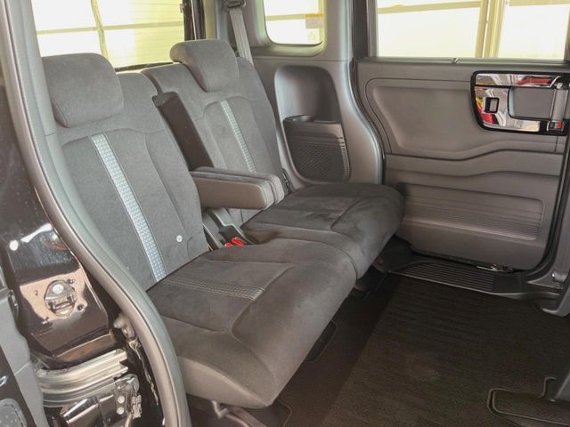 HONDA N BOX CUSTOM 2023 Image 31