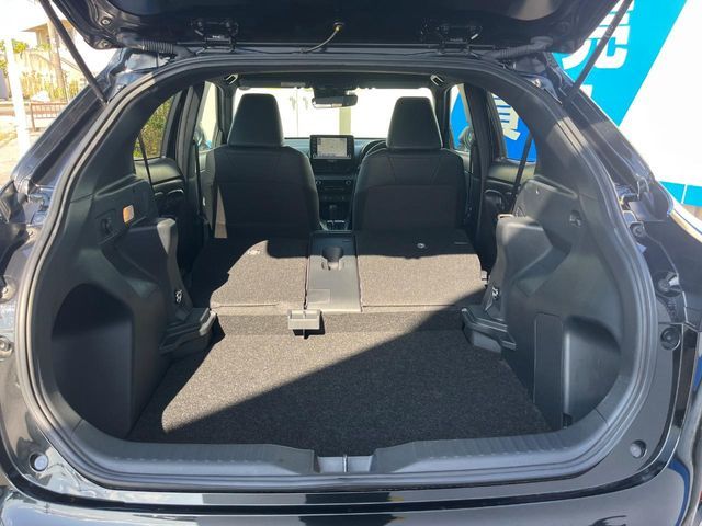 TOYOTA YARIS CROSS HYBRID 2023 Image 31