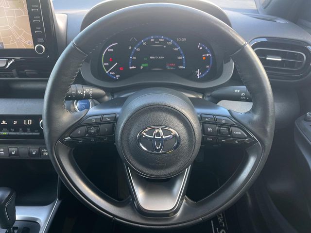 TOYOTA YARIS CROSS HYBRID 2023 Image 31