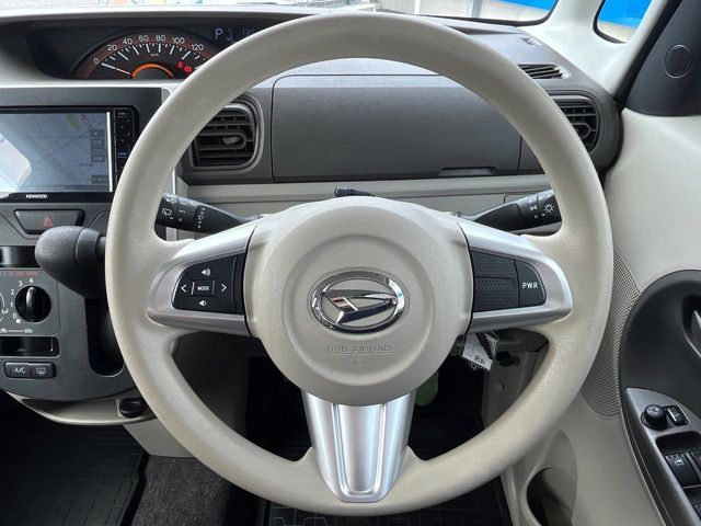 DAIHATSU TANTO 2017 Image 31