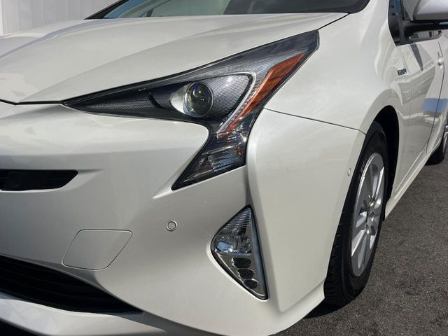 TOYOTA PRIUS 2017 Image 31