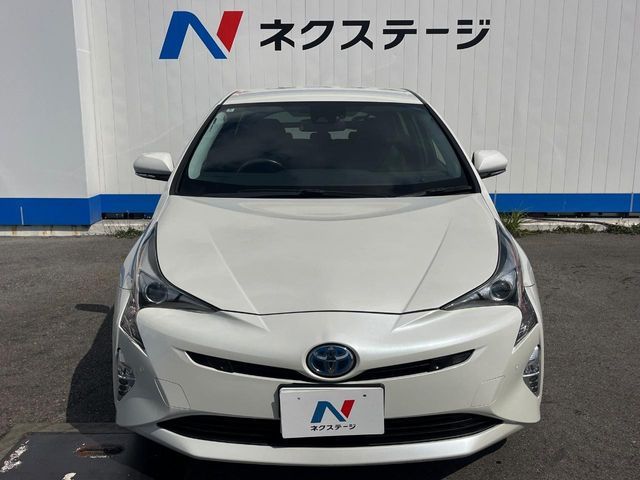 TOYOTA PRIUS 2017 Image 31