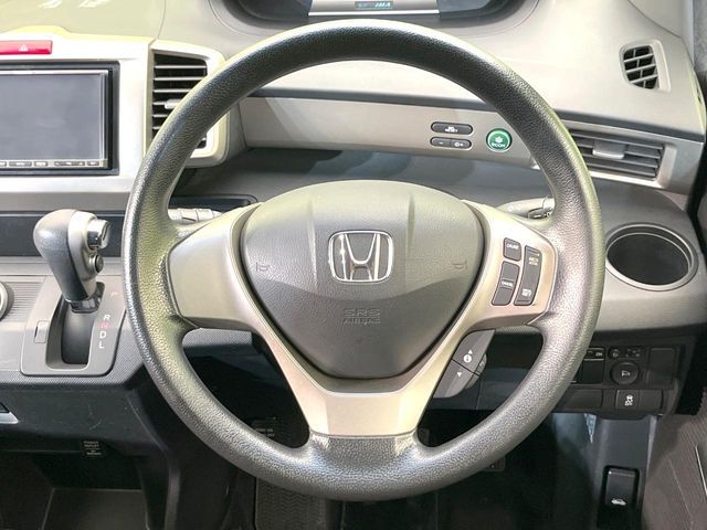 HONDA FREED SPIKE HYBRID 2013 Image 31