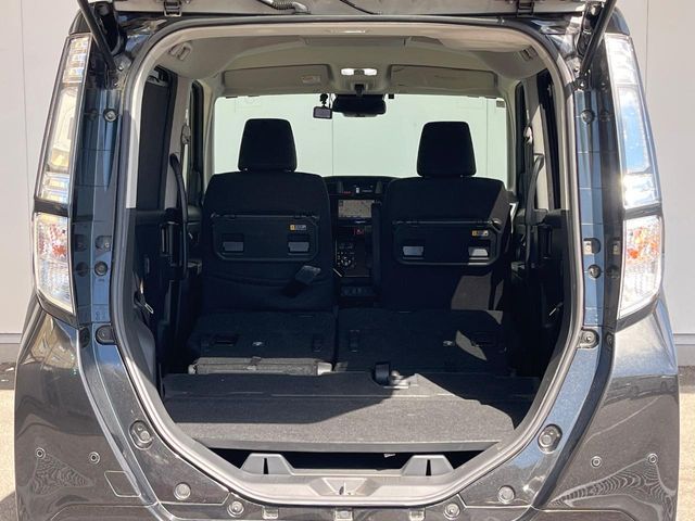 TOYOTA TANK 2019 Image 31