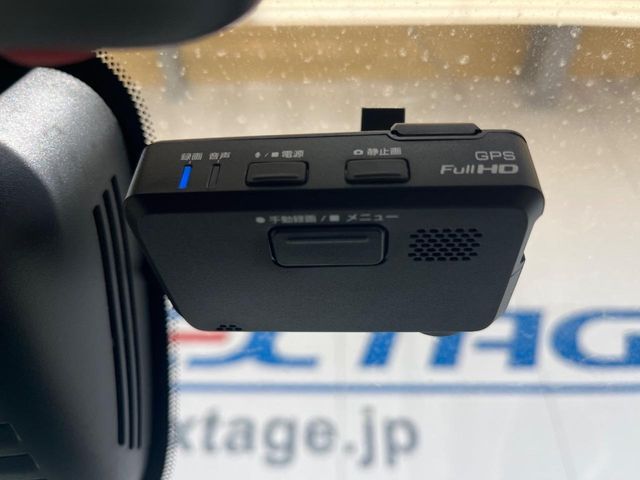 NISSAN SERENA  S-HYBRID 4WD 2017 Image 31