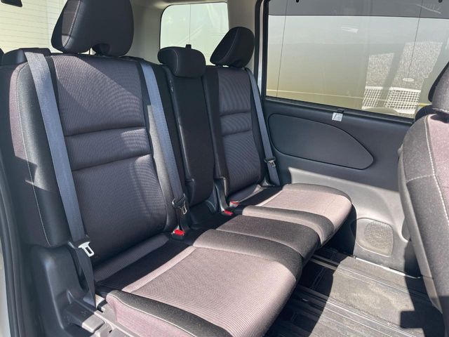 NISSAN SERENA  S-HYBRID 4WD 2017 Image 31