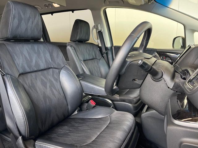 HONDA ODYSSEY HYBRID 2017 Image 31