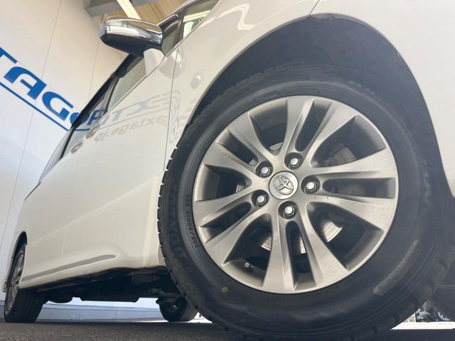 TOYOTA VOXY 2013 Image 31