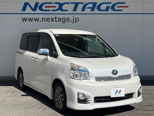TOYOTA VOXY 2013 Image 31