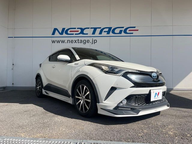 TOYOTA C-HR 2017 Image 31