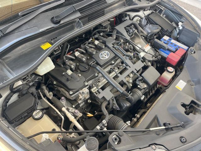 TOYOTA C-HR 2017 Image 31