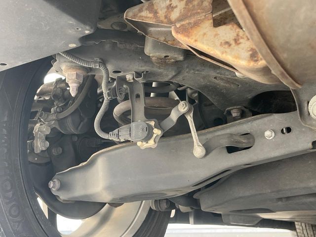 TOYOTA C-HR 2017 Image 31