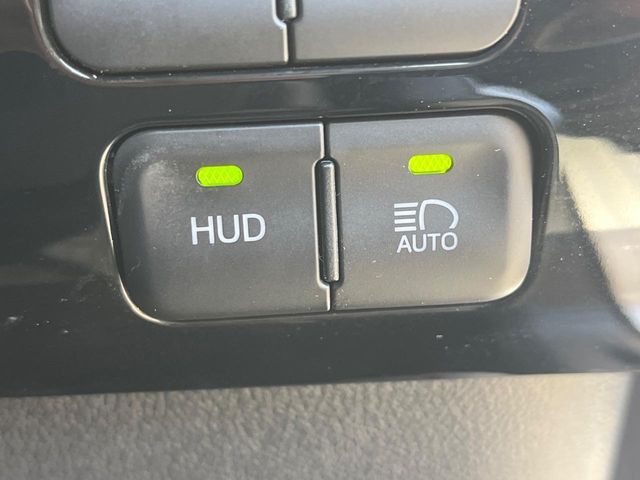 TOYOTA PRIUS 2017 Image 31