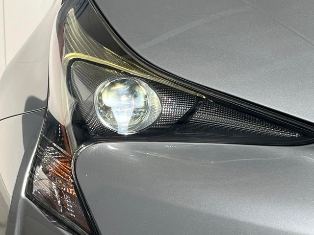 TOYOTA PRIUS 2017 Image 31