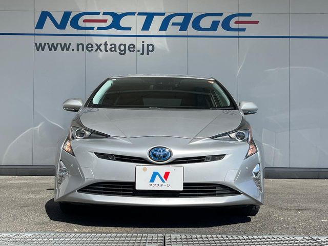 TOYOTA PRIUS 2017 Image 31