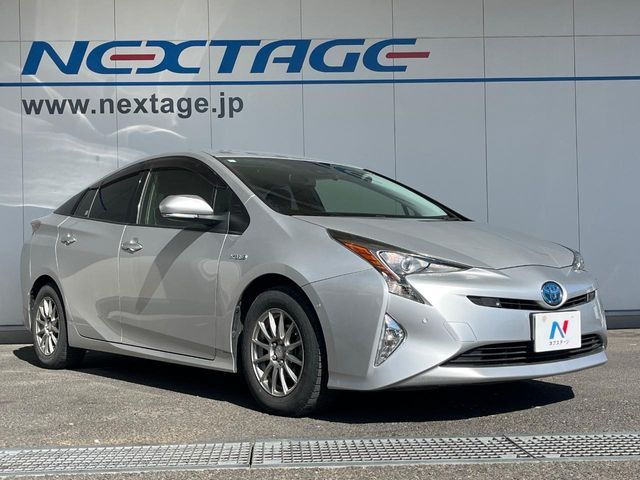 TOYOTA PRIUS 2017 Image 31