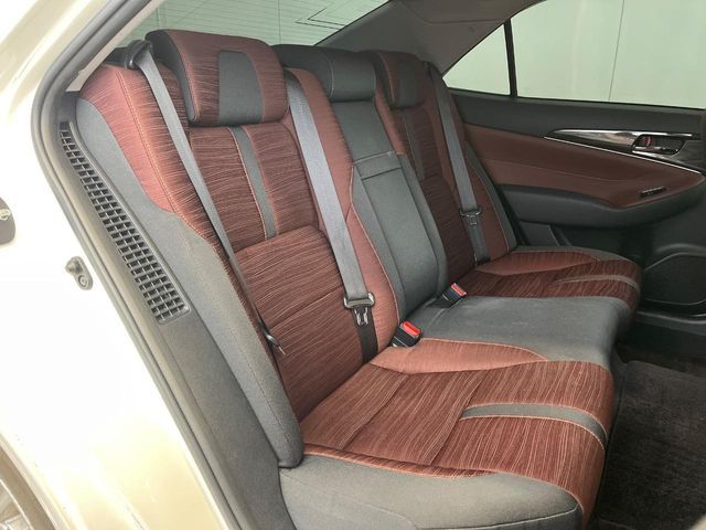 TOYOTA CROWN SEDAN HYBRID 2013 Image 31