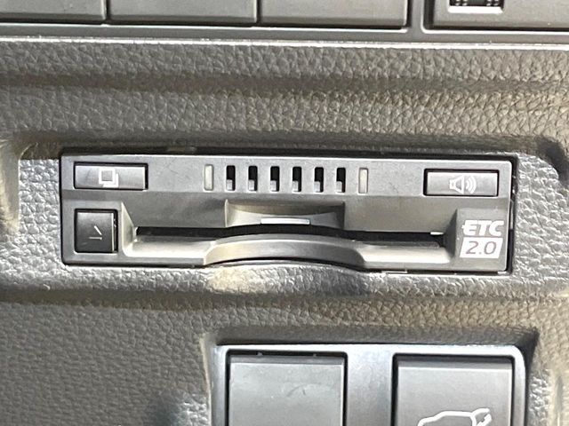 TOYOTA COROLLA CROSS HYBRID 2023 Image 31