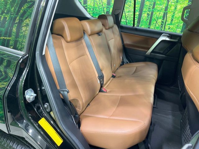 TOYOTA LANDCRUISER PRADO 2022 Image 31