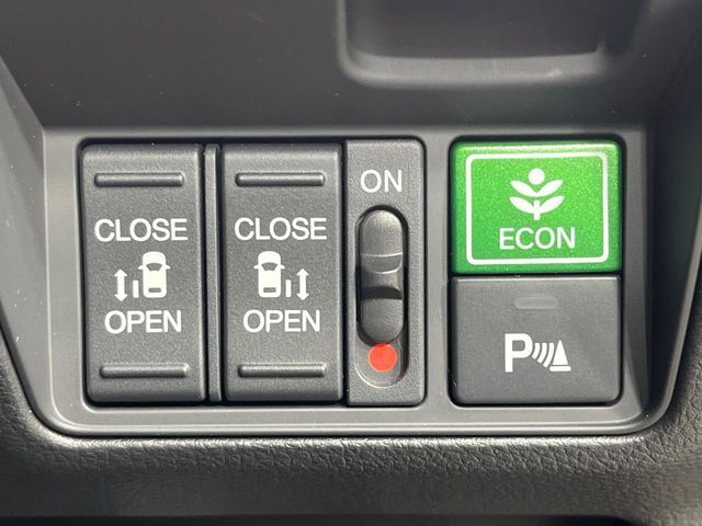 HONDA ODYSSEY HYBRID 2017 Image 31