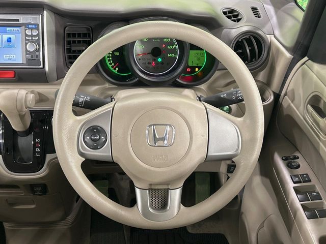 HONDA N BOX 2013 Image 31