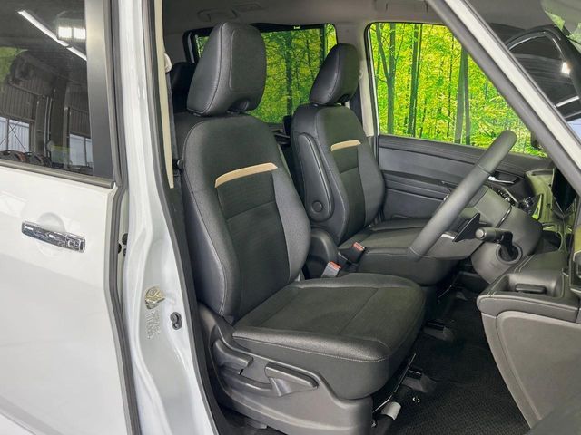 NISSAN SERENA  WG 2025 Image 31