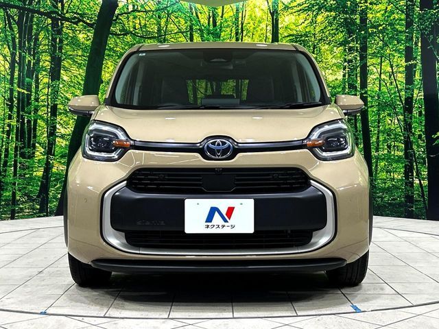 TOYOTA SIENTA HYBRID 2025 Image 31