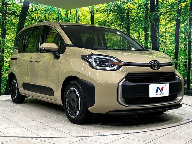 TOYOTA SIENTA HYBRID 2025 Image 31