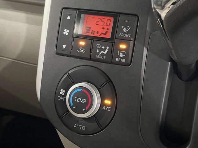 DAIHATSU TANTO 2015 Image 31