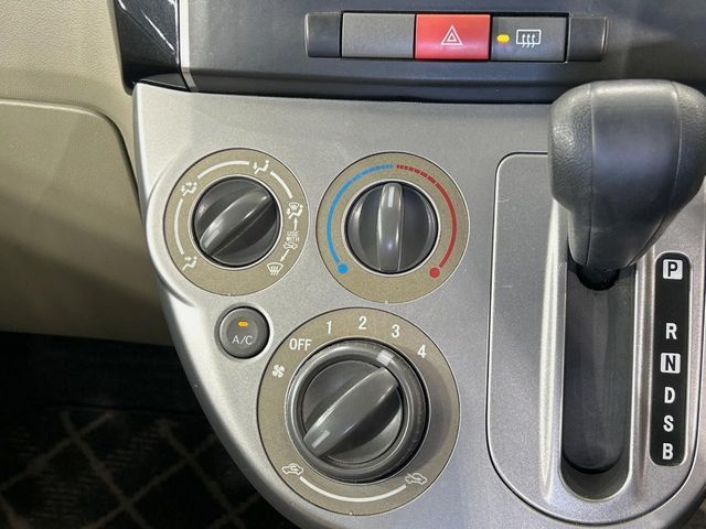 DAIHATSU MIRA 2011 Image 31